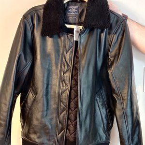 NWT A&F Abercrombie Leather Bomber Jacket  SMALL